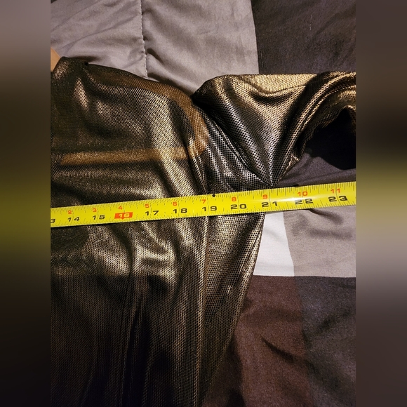 Flattering Gold Bodysuit - Picture 5 of 9